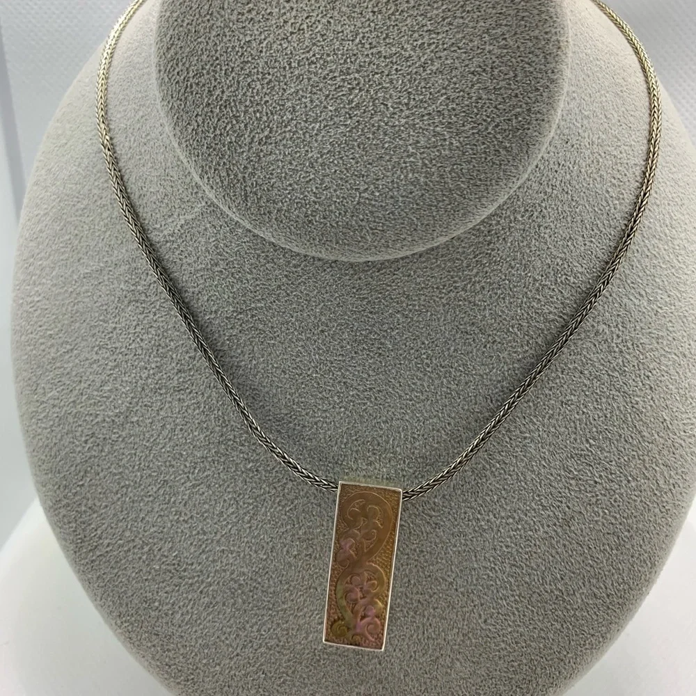 Lois Hill Mother Of Pearl Necklace New No Tags